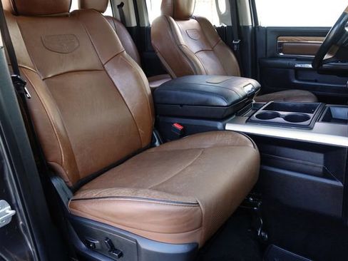 Used 2014 RAM 2500 Longhorn image 38