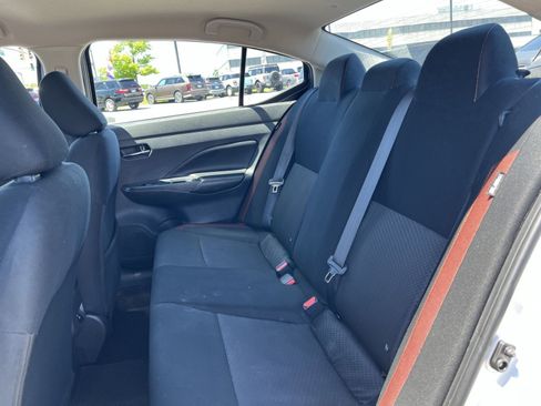 Used 2024 Nissan Versa SR FWD image 31