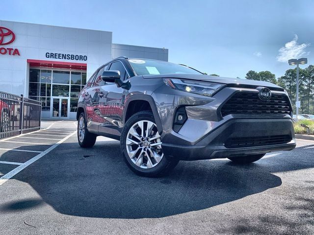 Used 2023 Toyota RAV4 XLE Premium AWD/4WD image 2
