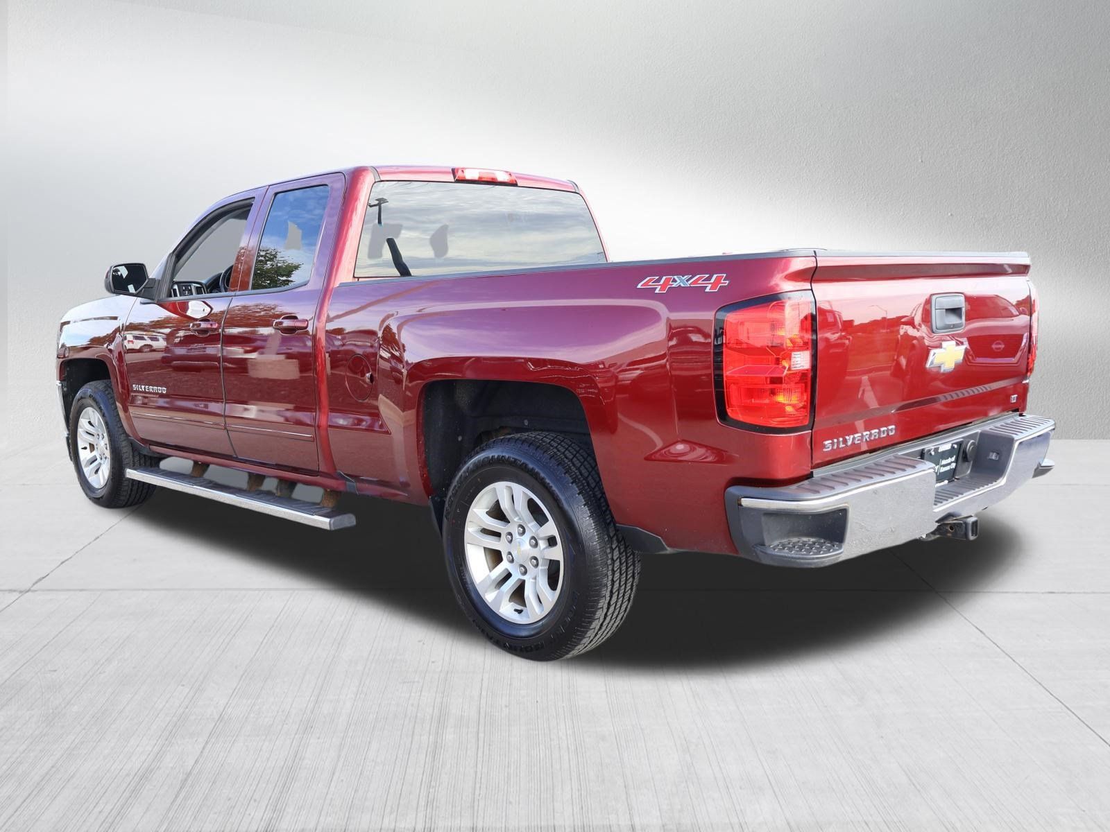 Used 2016 Chevrolet Silverado 1500 LT w/ All Star Edition AWD/4WD image 4