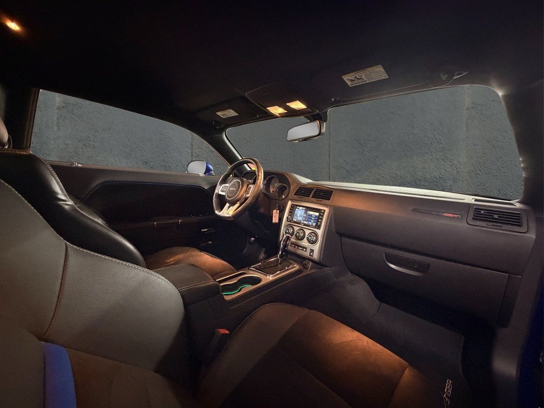 Used 2012 Dodge Challenger SRT8 RWD image 21