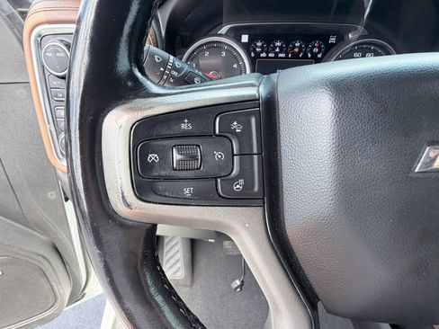 Used 2020 Chevrolet Silverado 2500 High Country w/ Z71 Off-Road Package AWD/4WD image 14