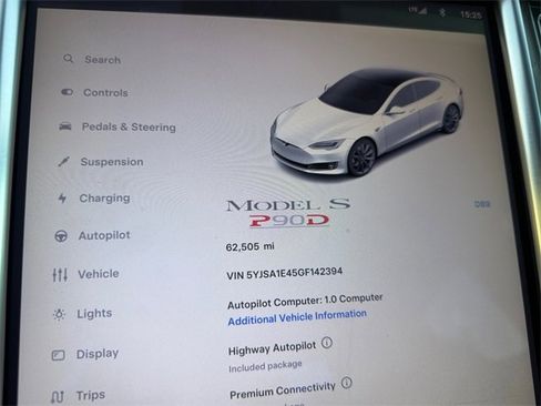 Used 2016 Tesla Model S P90D image 17