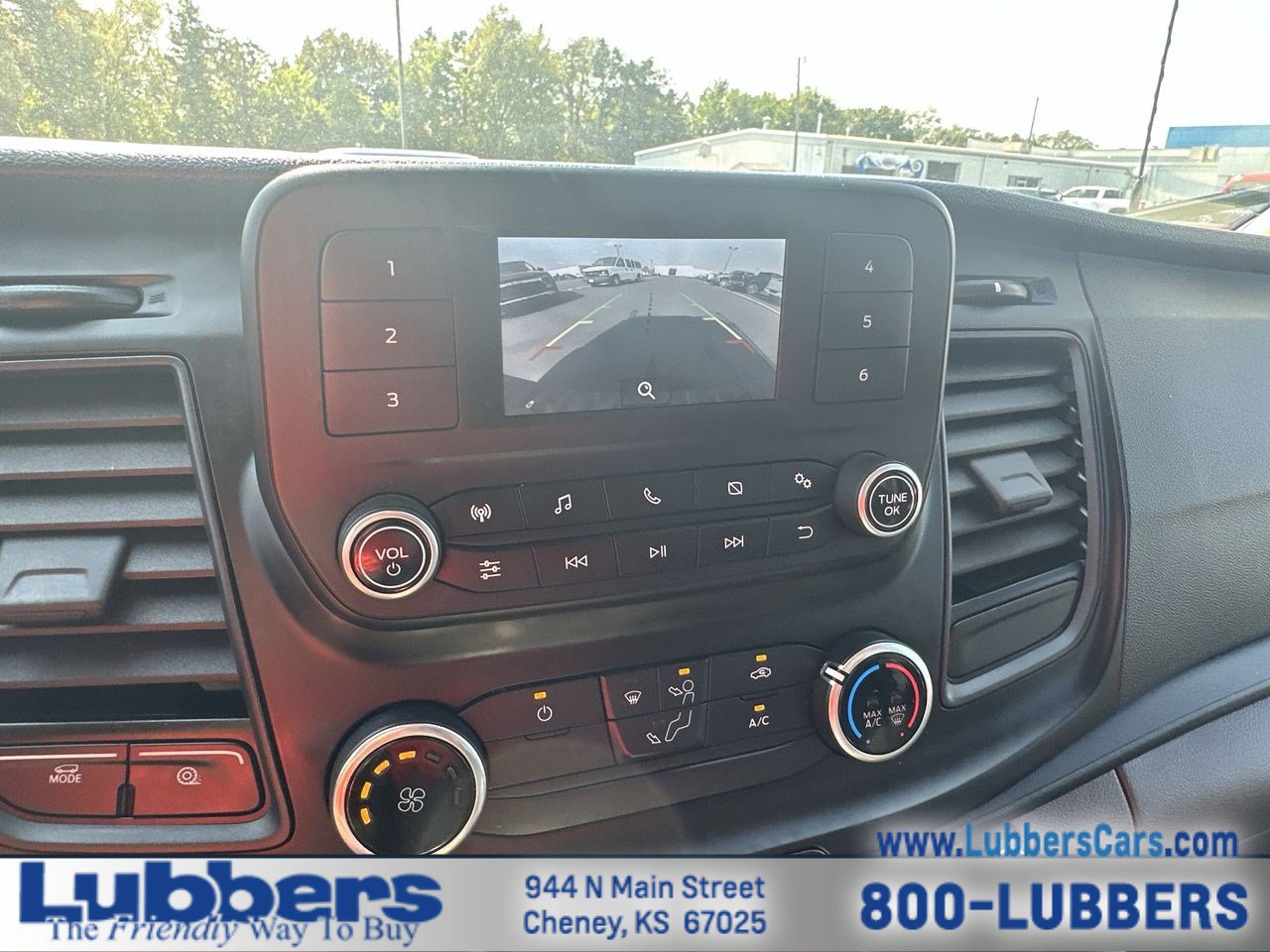 Used 2022 Ford Transit 250 Low Roof RWD image 15