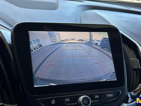 Used 2018 Chevrolet Volt Premier w/ Driver Confidence Package image 24