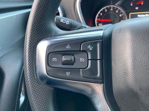 Used 2025 Chevrolet Blazer LT image 13