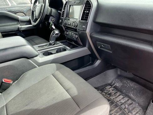 Used 2017 Ford F150 XLT w/ Equipment Group 302A Luxury image 24