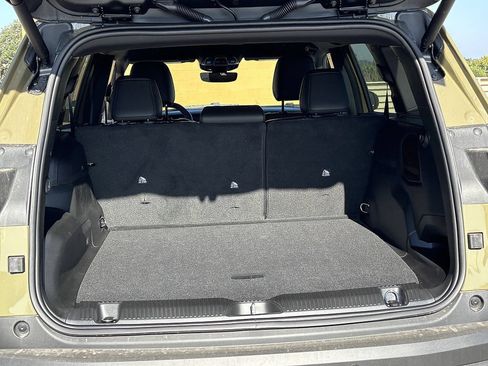 New 2026 Jeep Cherokee Limited AWD/4WD image 21