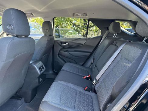 Used 2022 Chevrolet Equinox LT image 11