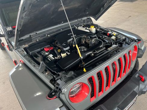 Used 2021 Jeep Gladiator Rubicon image 35