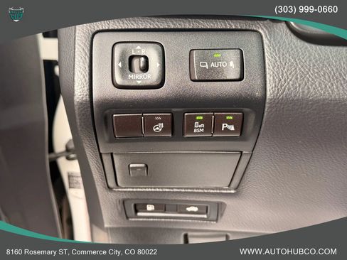 Used 2013 Lexus LS 460 L image 21