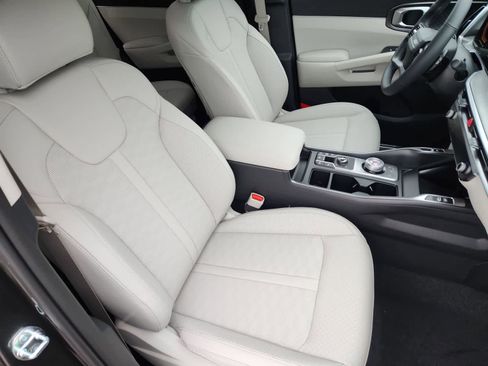 New 2026 Kia Sorento EX AWD/4WD image 10