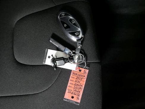 Certified 2025 Hyundai Elantra Sport image 23