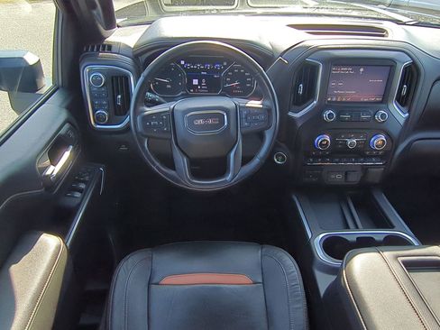 Used 2020 GMC Sierra 2500 AT4 w/ Technology Package image 17