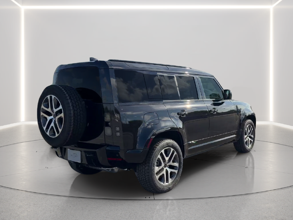 New 2026 Land Rover Defender 110 X-Dynamic SE AWD/4WD image 5