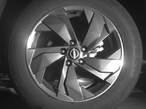 Used 2025 Nissan Rogue SV image 14