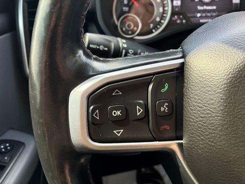 Used 2019 RAM 1500 Big Horn AWD/4WD image 24