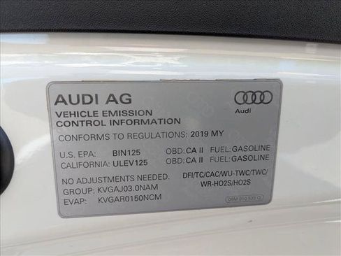 Used 2019 Audi Q8 Premium Plus w/ Premium Plus AWD/4WD image 27