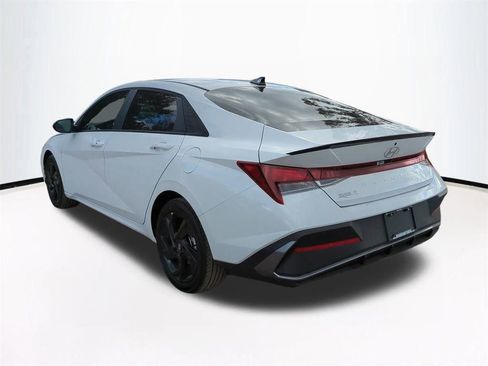 New 2026 Hyundai Elantra Sport image 7