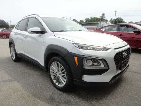Used 2021 Hyundai Kona SEL AWD/4WD image 3