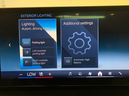 Used 2025 BMW X7 xDrive40i w/ Executive Package AWD/4WD image 50