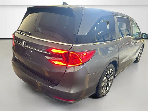 Used 2024 Honda Odyssey EX-L image 7