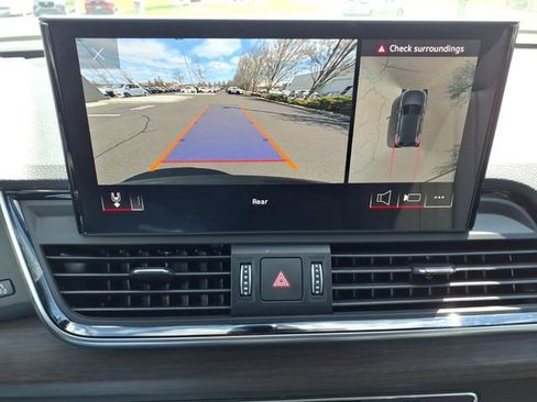 Used 2025 Audi Q5 e Premium Plus image 25