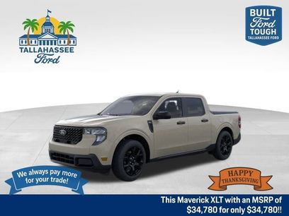 New 2025 Ford Maverick XLT w/ Black Appearance Package