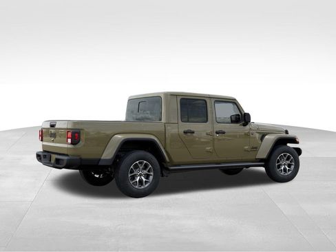 New 2026 Jeep Gladiator Sport AWD/4WD image 5
