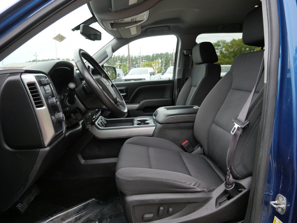 Used 2017 Chevrolet Silverado 1500 LT w/ All Star Edition AWD/4WD image 21