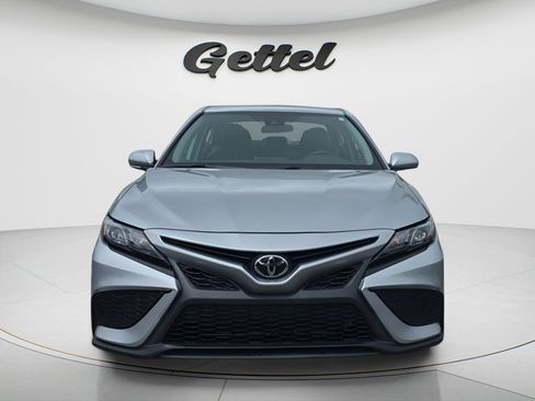 Used 2024 Toyota Camry SE image 8