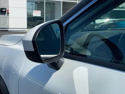 Certified 2025 Nissan Rogue SV AWD/4WD image 23
