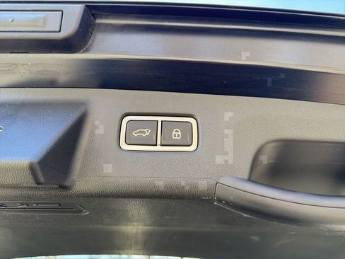 Used 2023 Kia Sorento EX image 14