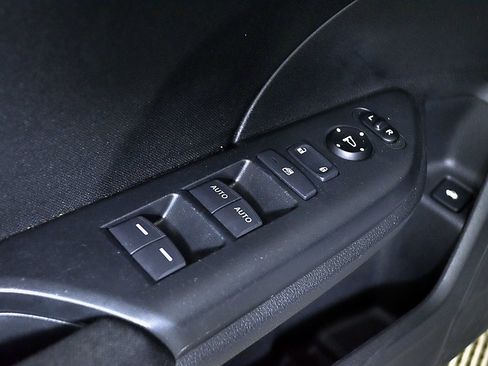 Used 2020 Honda Civic EX image 16