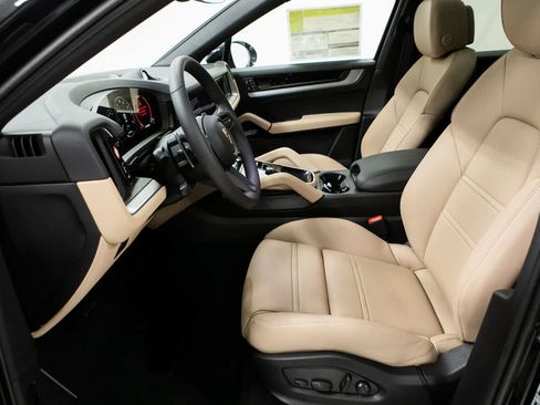 New 2026 Porsche Cayenne E-Hybrid image 16