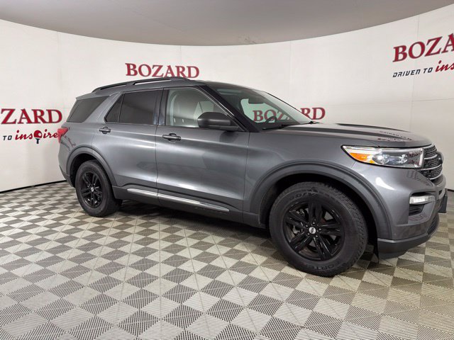 Used 2022 Ford Explorer XLT AWD/4WD image 16