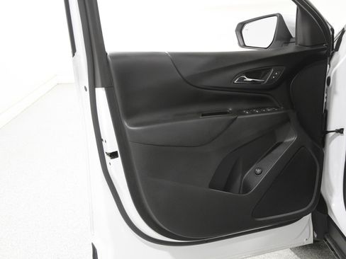 Certified 2023 Chevrolet Equinox LT image 4