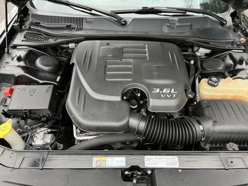 Used 2015 Dodge Challenger SXT w/ Super Sport Group (SS/T) image 32