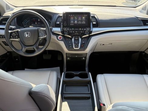 Used 2019 Honda Odyssey Touring image 37