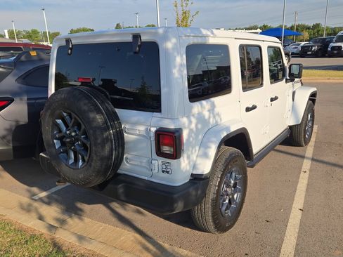 Used 2026 Jeep Wrangler Unlimited Sport AWD/4WD image 3