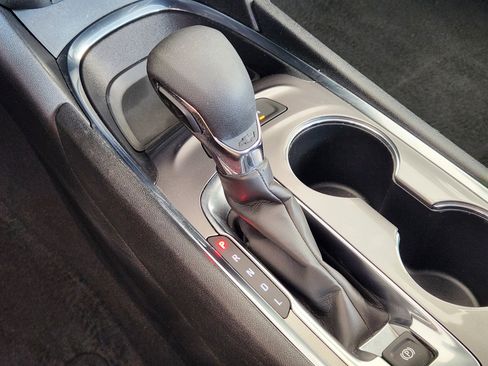Used 2025 Chevrolet Malibu LT FWD image 21