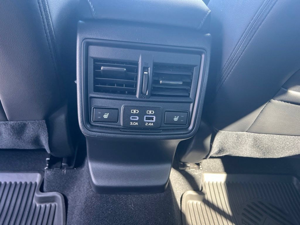 Used 2026 Subaru Outback Limited XT AWD/4WD image 10