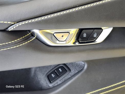 New 2025 Chevrolet Corvette Stingray w/ Z51 Performance Package image 16