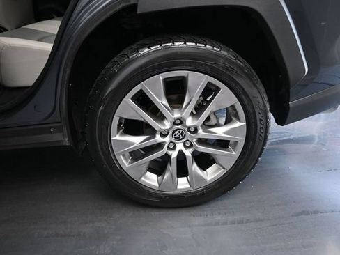 Used 2021 Toyota RAV4 Limited AWD/4WD image 14