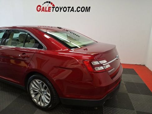 Used 2017 Ford Taurus Limited FWD image 7
