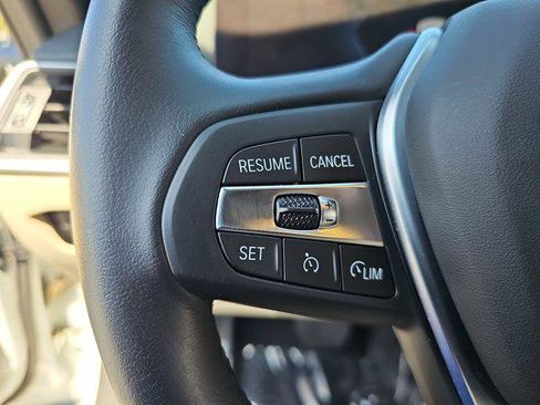 Certified 2023 BMW i4 eDrive35 image 17