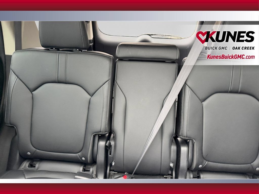 Used 2026 Honda Pilot Touring image 33