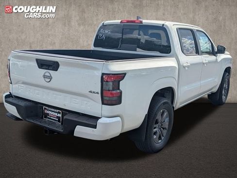 New 2026 Nissan Frontier SV w/ All-Weather Content Package AWD/4WD image 8
