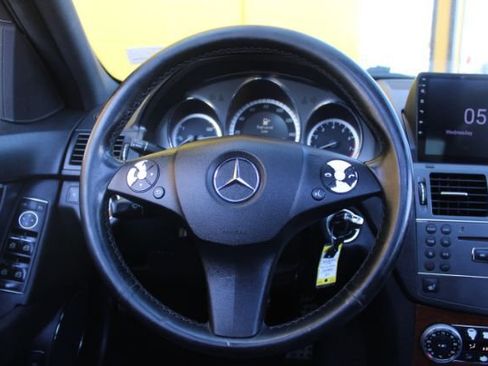 Used 2011 Mercedes-Benz C 300 Sport image 13