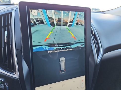 Used 2024 Ford Edge SEL image 22